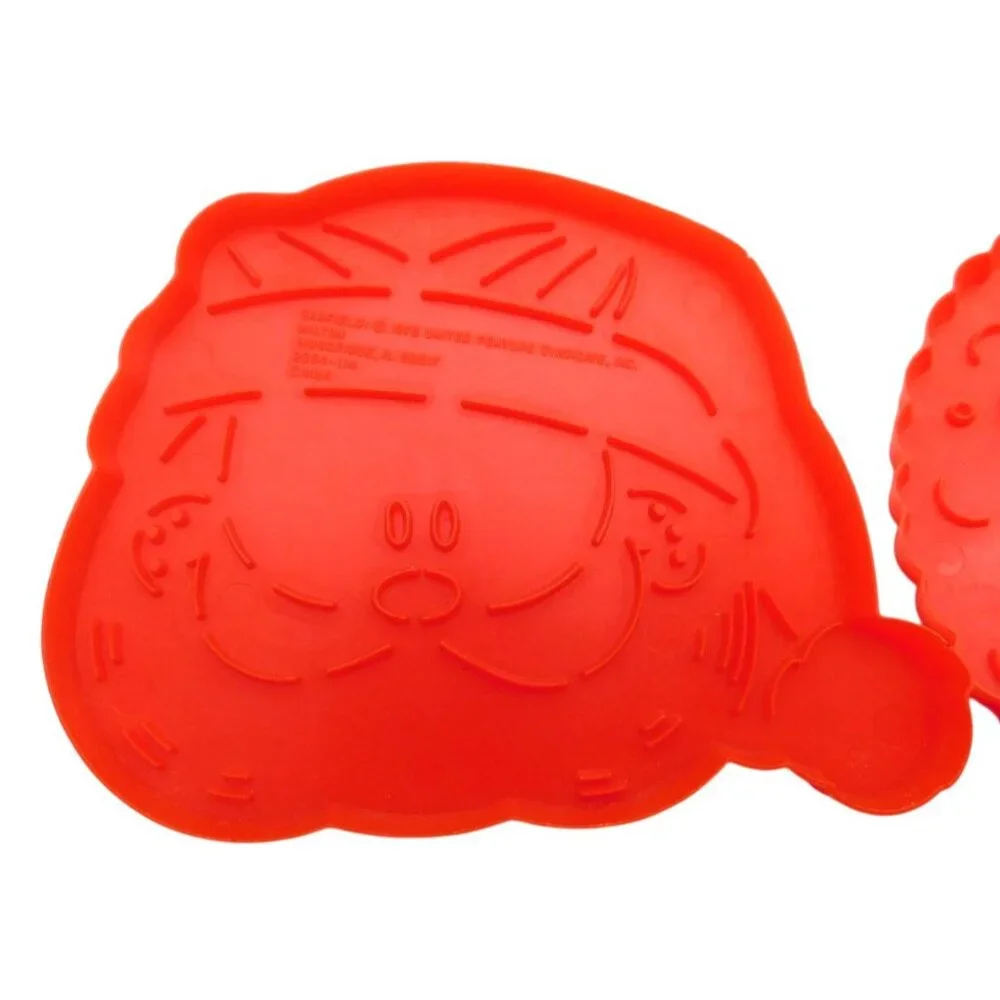 4 Garfield the Cat Christmas Cookie Cutters Lot 1970s Vintage Red Plastic Wilton